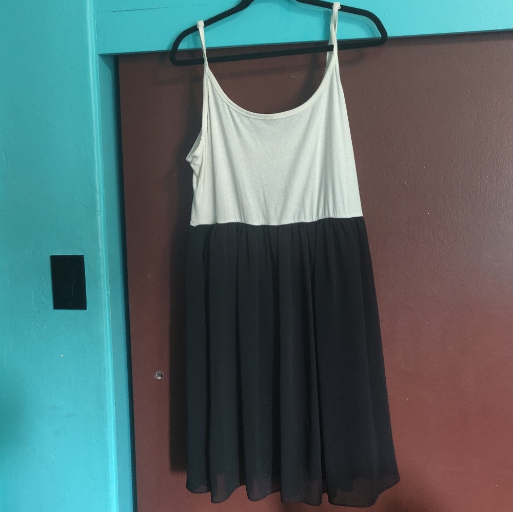 Forever 21: Fit and Flare Dress-2x